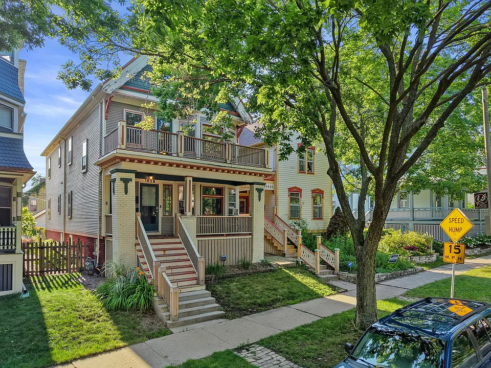 1827 N 1st St #1827