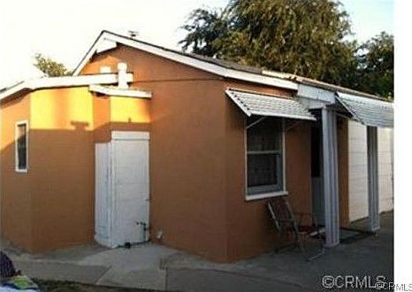 3rd image of 7822 Wilcox Ave