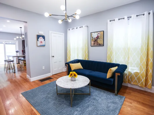 20 Mystic Ave #1, Melrose, MA 02176