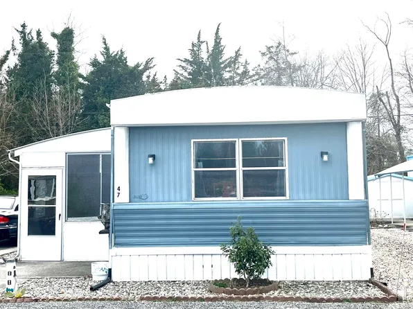 3016 Route 9 S Trailer 47, Rio Grande, NJ 08242