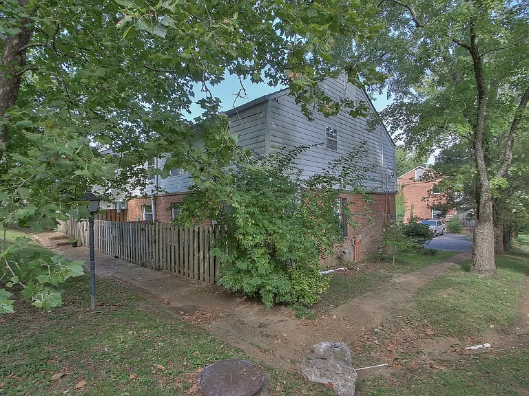 5510 Country Dr #66 — Photo 34