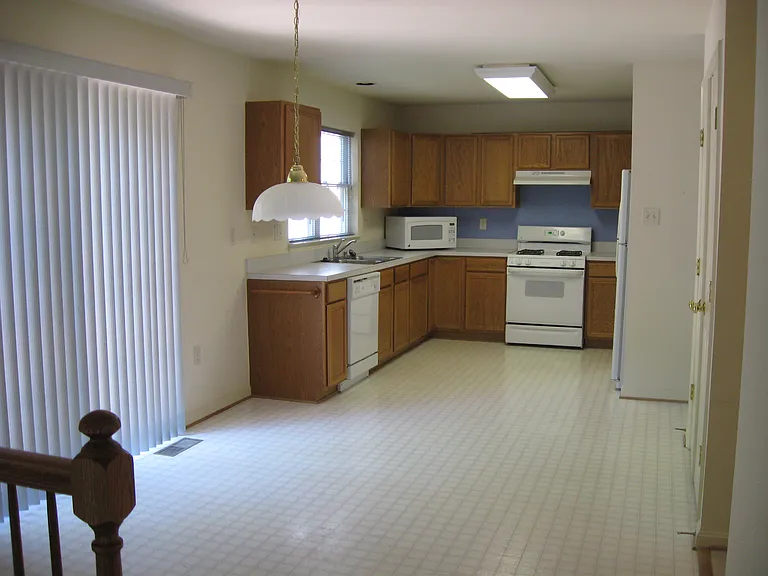 8558 Ellicott View Rd — Photo 3