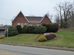 82 McClellandtown Rd, Uniontown, PA 15401