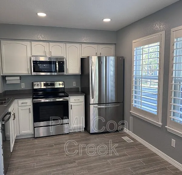 13900 Lake Song Ln #L3 — Photo 7