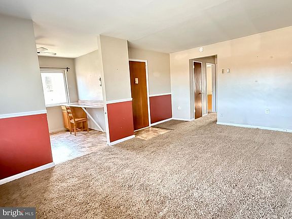 2nd image of 650 Brooke Rd APT B11