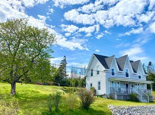 197 Brighton Rd, Lockeport, NS B0T1L0