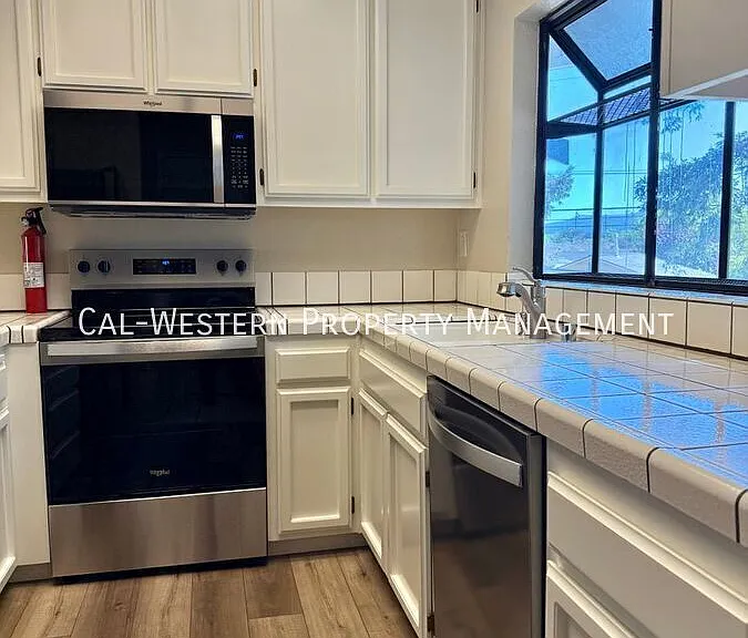 1400 Bowe Ave #1607 — Photo 2