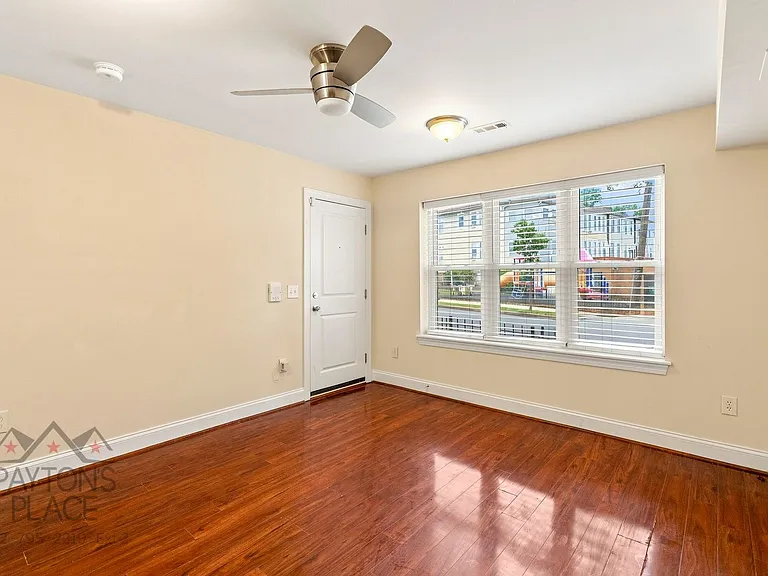 2024 Naylor Rd SE — Photo 9