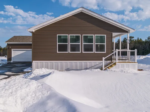 70 Diamondback Drive, Rochester, NH 03868