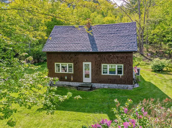 1374 Appleton Road, Union, ME 04862