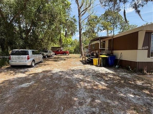 1515 Wilson Dr, Sebring, FL 33875