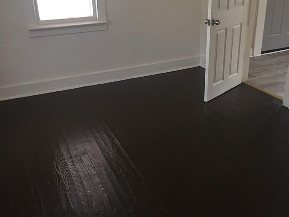 5th image of 222 Circle Dr