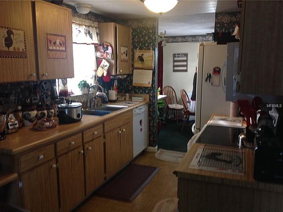 5th image of 6808 Matilda Ct