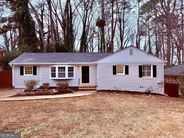 697 Farrar Ct, Decatur, GA 30032