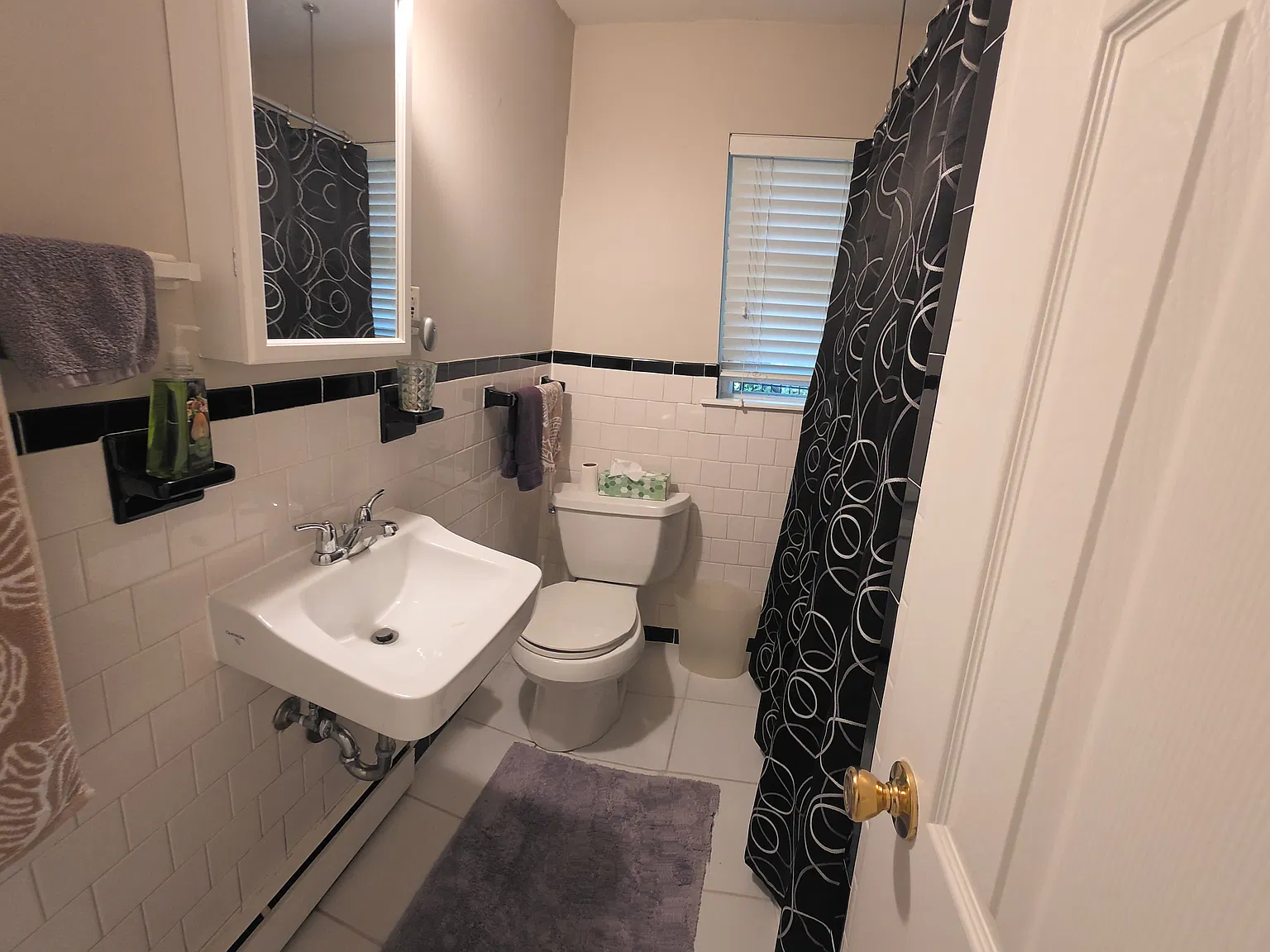 1 bed, 400 sqft, $1,100 — Photo 3