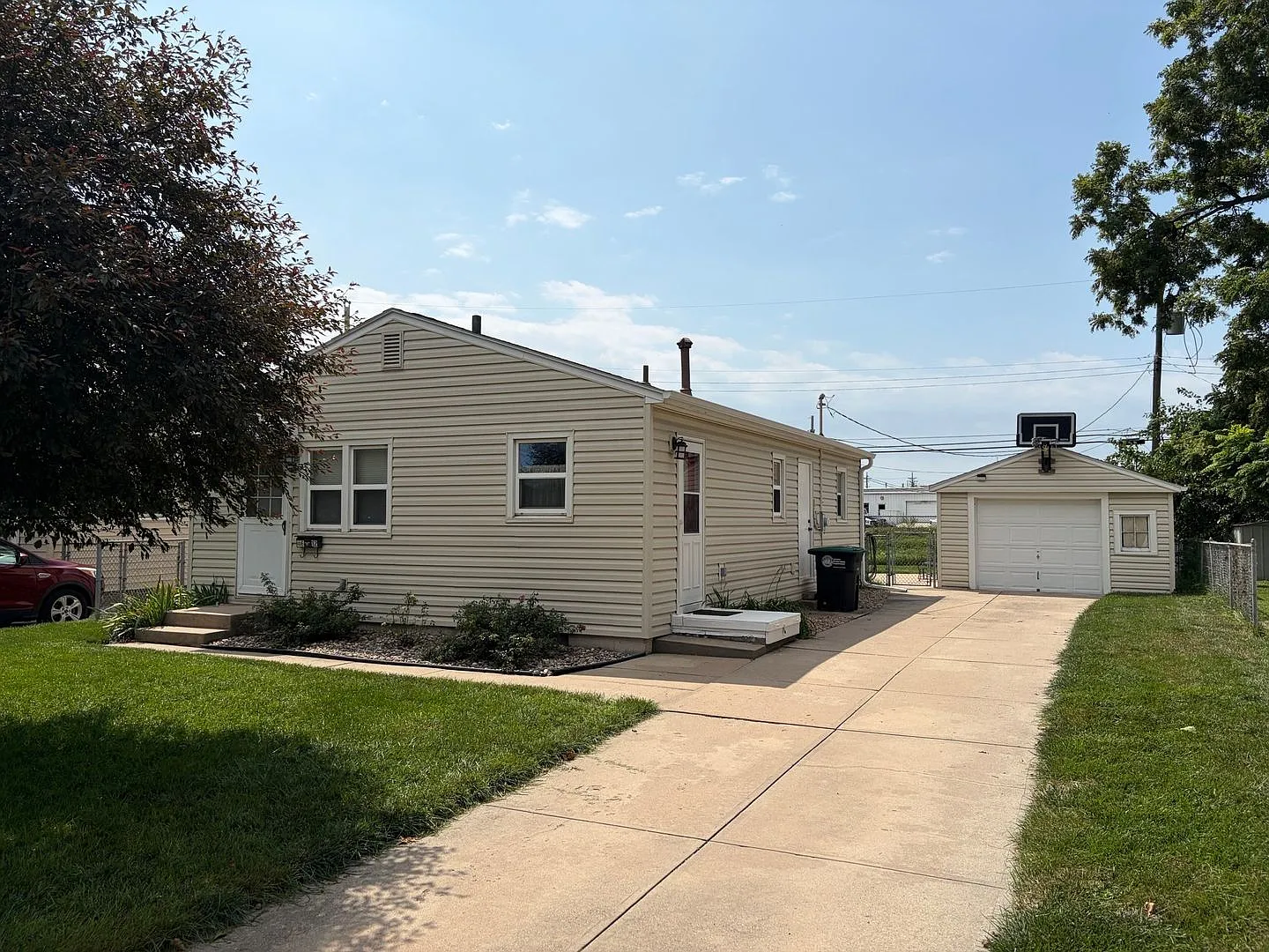 Newly Updated Home! — Photo 2