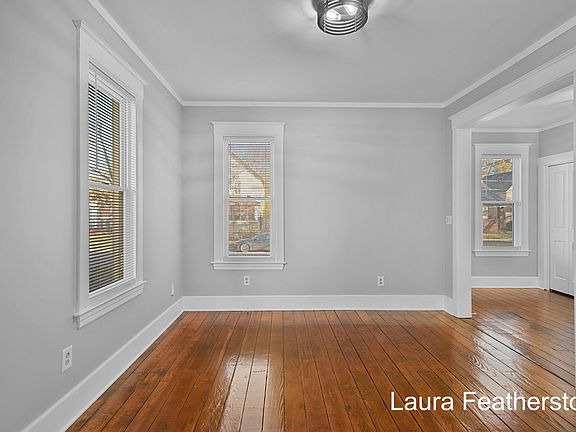 4th image of 124 Dale St NE