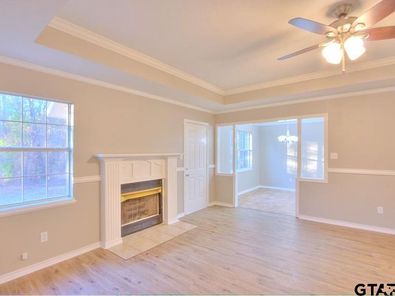 5th image of 29 Green Oak Cir