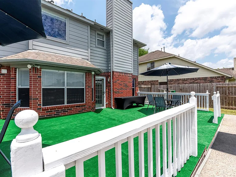 4026 Almond Lake Dr — Photo 6
