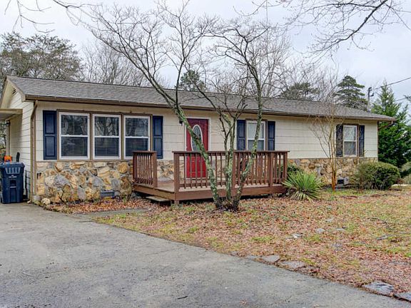 4th image of 2612 Moccasin Ln