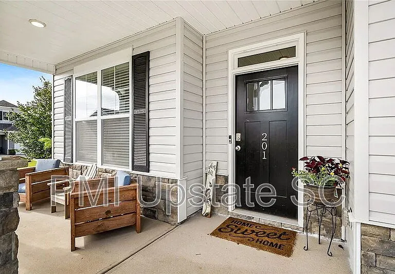 201 Sweet Hill Rd — Photo 2