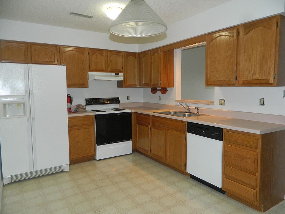 2nd image of 8018 N Intervale Way