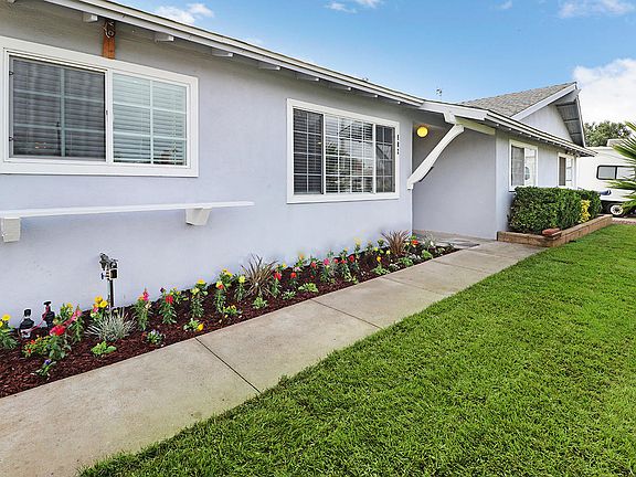 5th image of 182 Dorena Dr