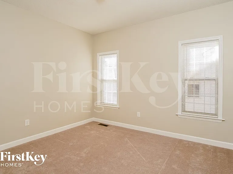 3665 Oak Chase Dr — Photo 11