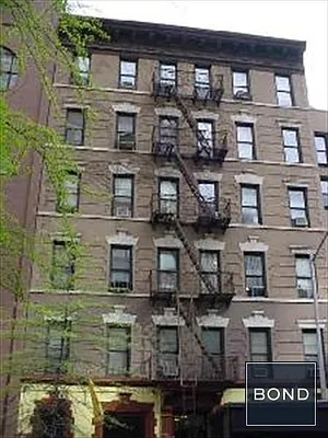 Sold by Bond New York | media 2