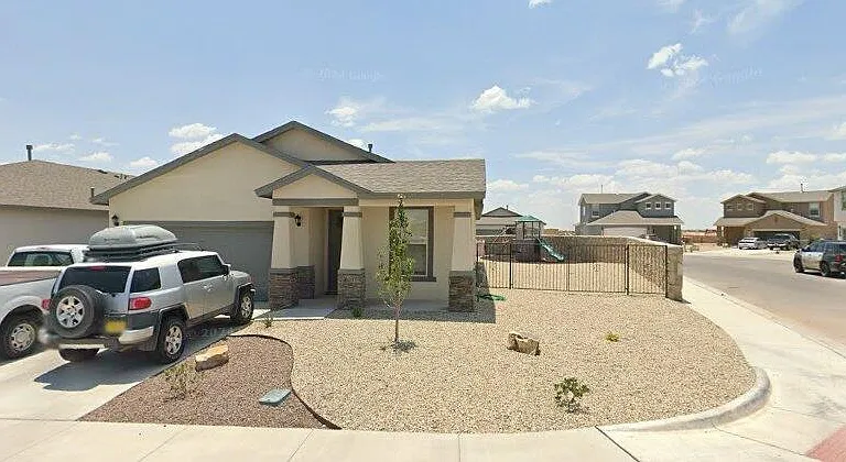 4602 Helia Ave — Photo 1