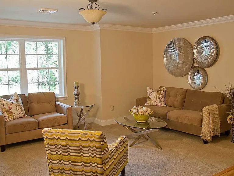 18 Stoneledge Dr — Photo 8
