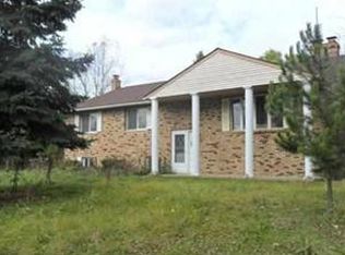 20985 24 Mile Rd, Macomb, MI 48042