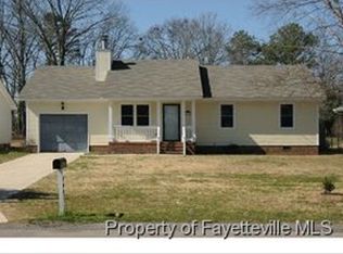 728 Elderberry Dr, Fayetteville, NC 28311