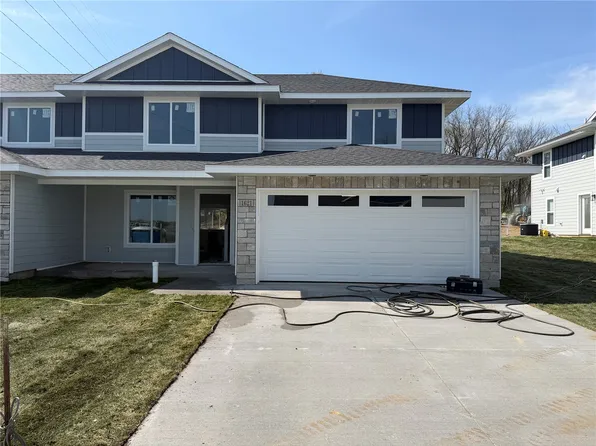 1621 Mitchell Pl, North Liberty, IA 52317