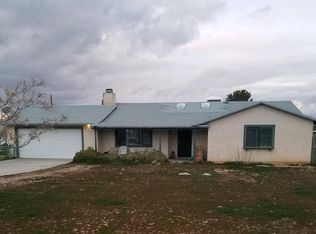 10711 Tecopa Rd, Apple Valley, CA 92308