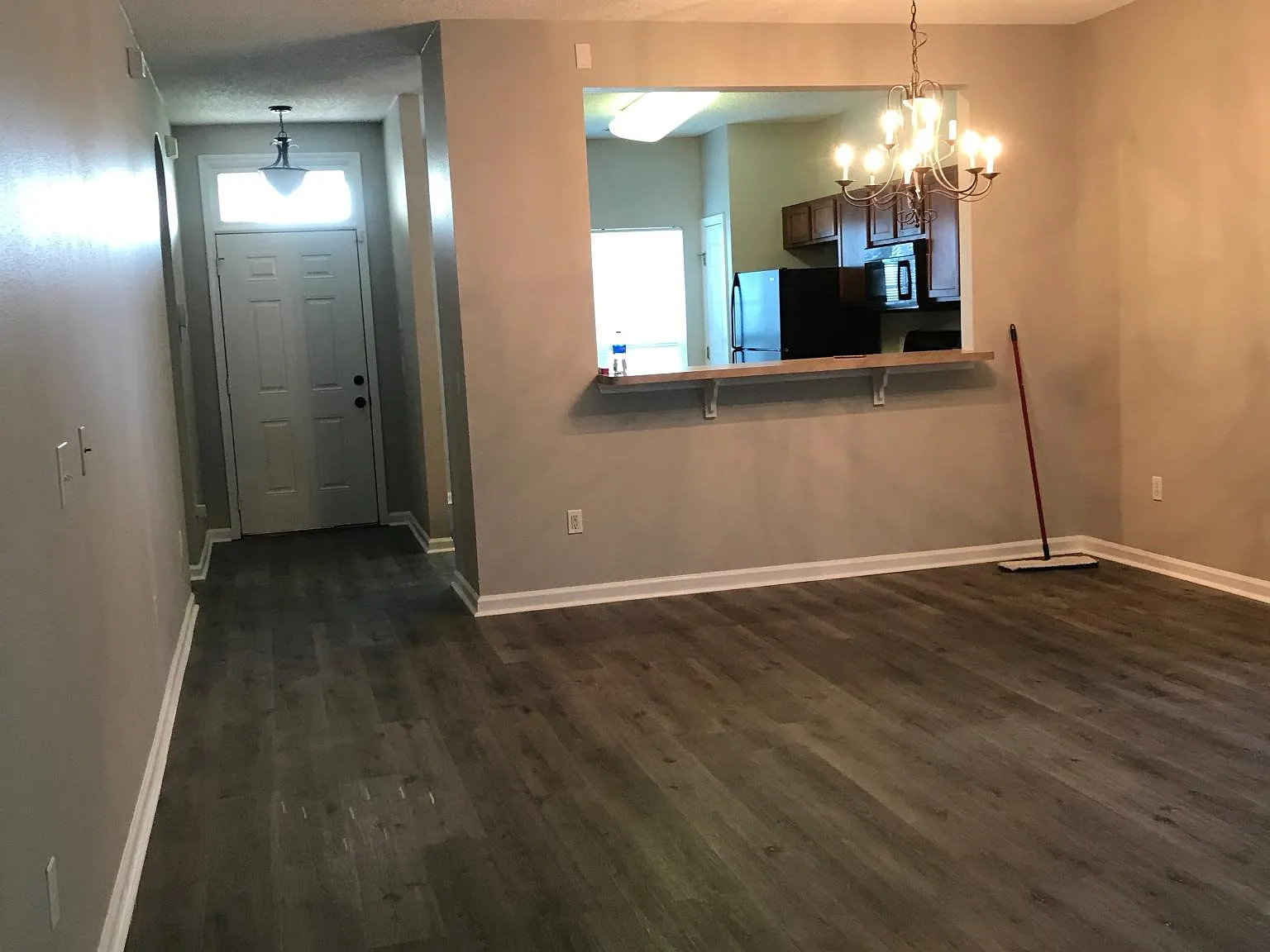 1 Twin Oaks Pl — Photo 4
