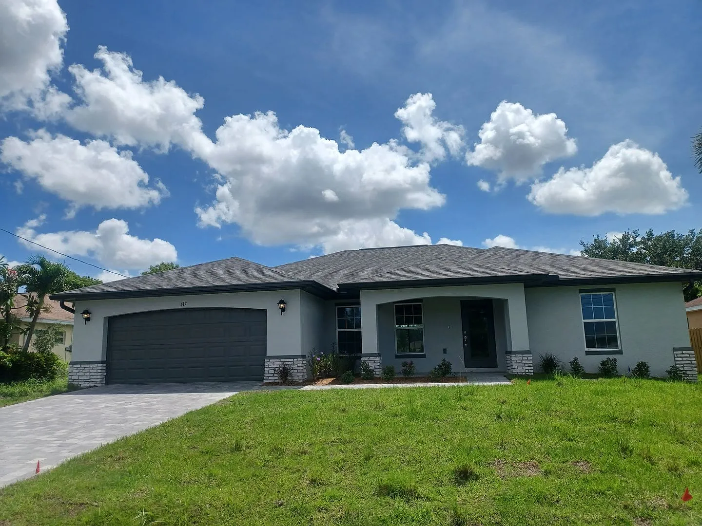 4/2 Newer construction home. — Photo 3