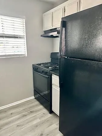 121 S Avenue 52 #D — Photo 6
