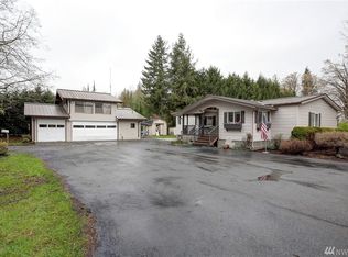 32905 Berry Ln, Sedro Woolley, WA 98284