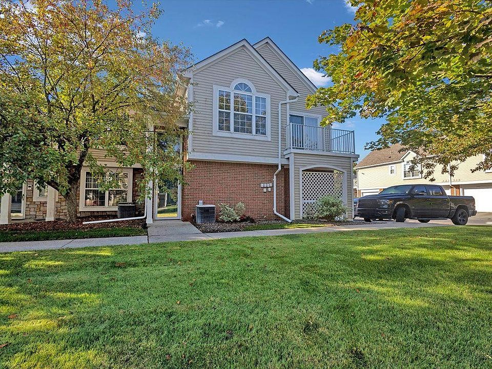 1st image of 5452 Pine Aires Dr
