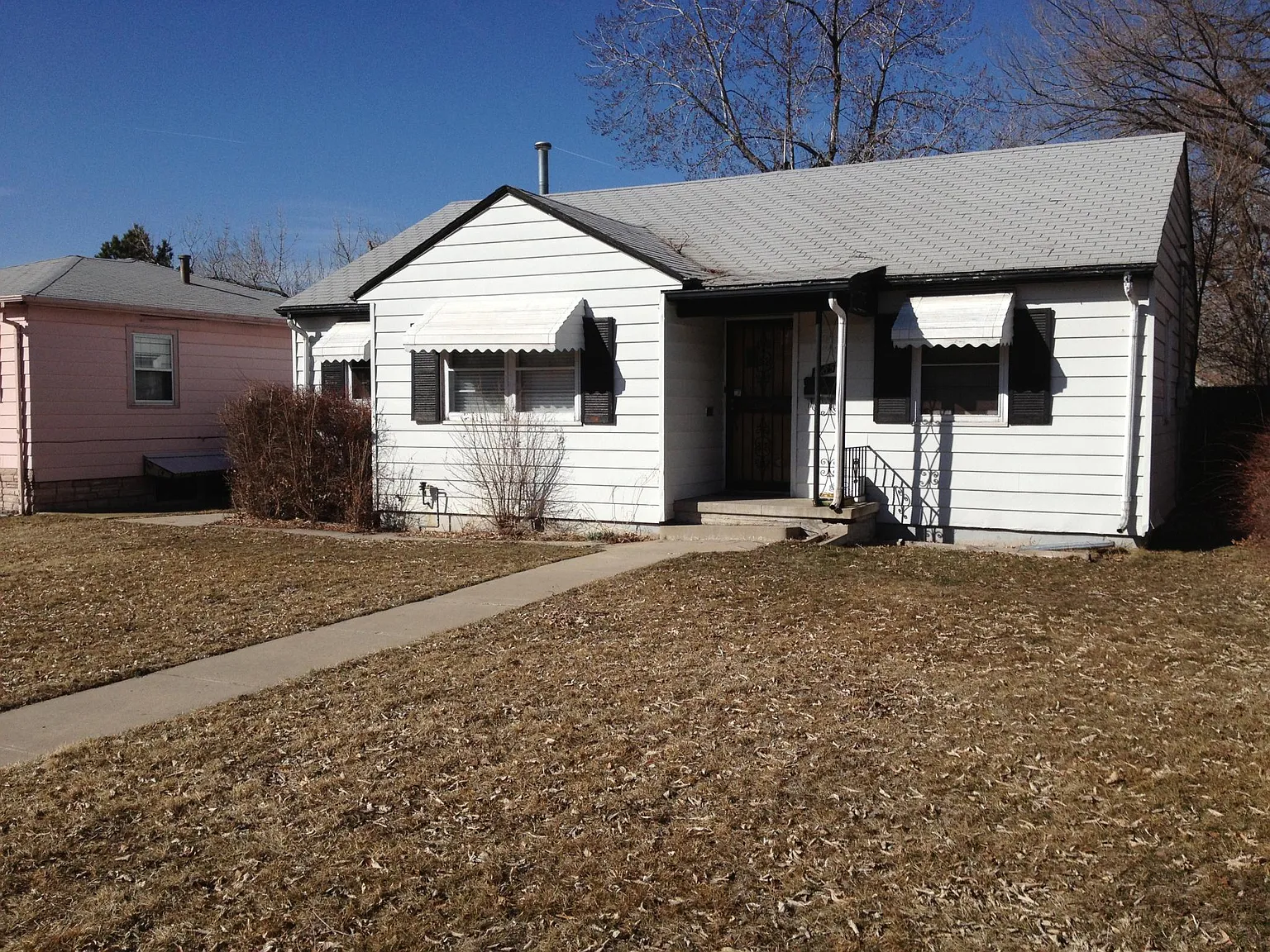 3 bed, 1418 sqft, $2,500 — Photo 2
