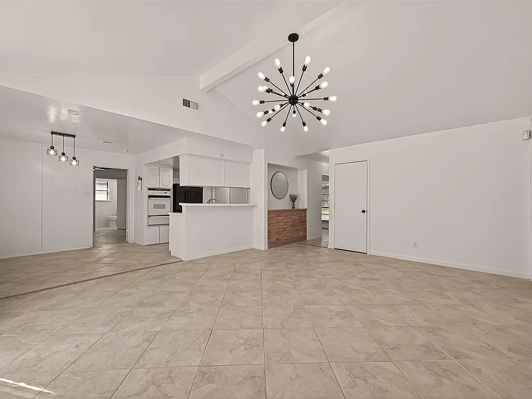 5523 Kuldell Dr — Photo 12