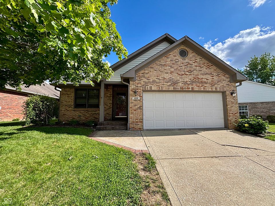 1st image of 465 Polk Manor Dr