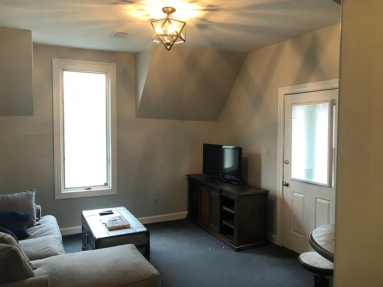 311 Brown St — Photo 3