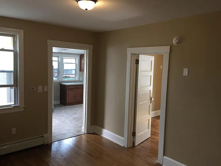 129 Glen Head Rd #1B — Photo 5