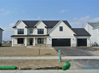 1019 Brampton Park Rd, Perrysburg, OH 43551