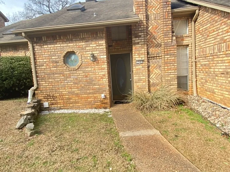1509 Bent Tree Ln — Photo 1