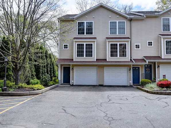 245 East Woodland Street #25, Meriden, CT 06451