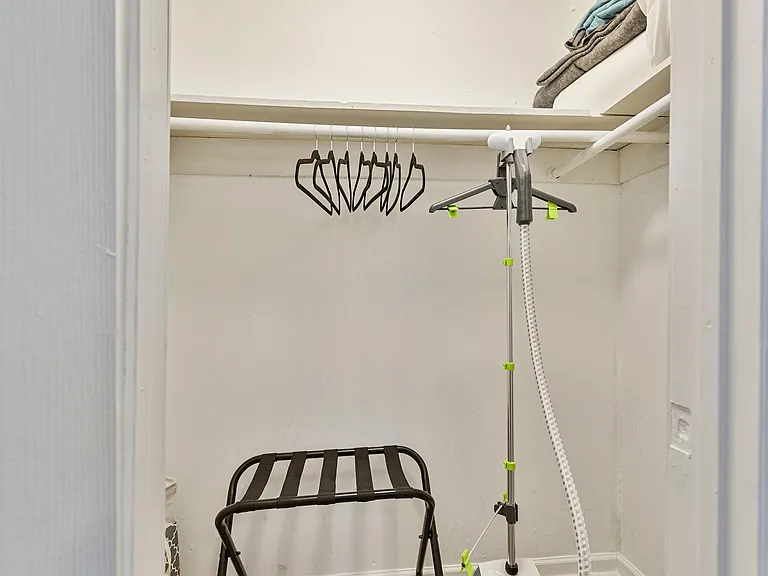 2402 Berry St #5 — Photo 11