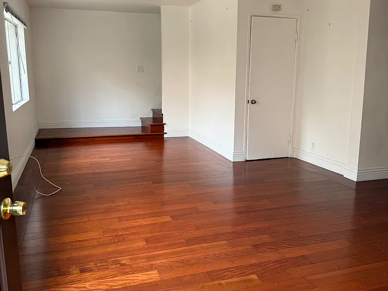 7137 Hawthorn Ave #3 — Photo 3